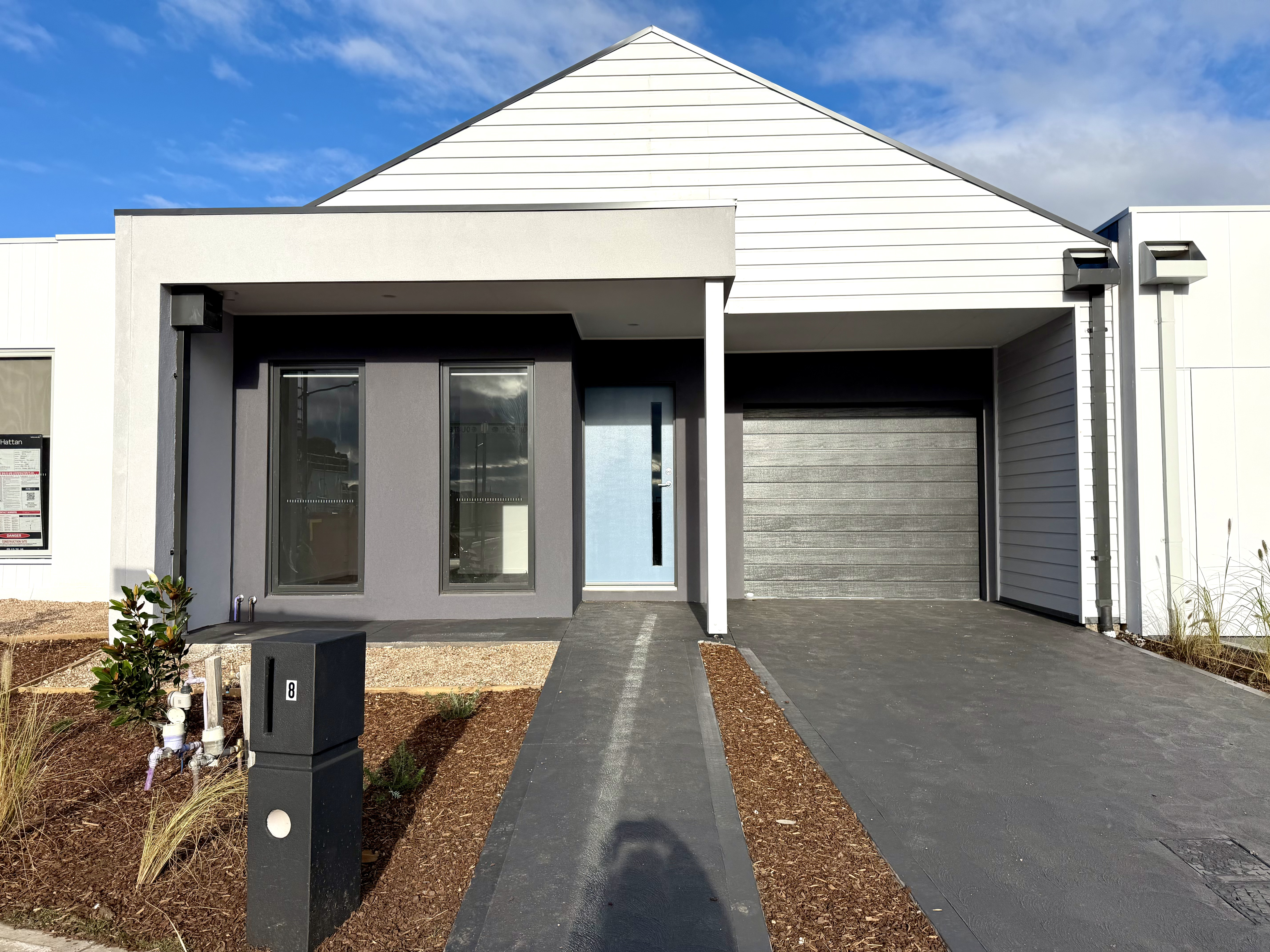 Brand New Modern Family Home in Donnybrook VIC
